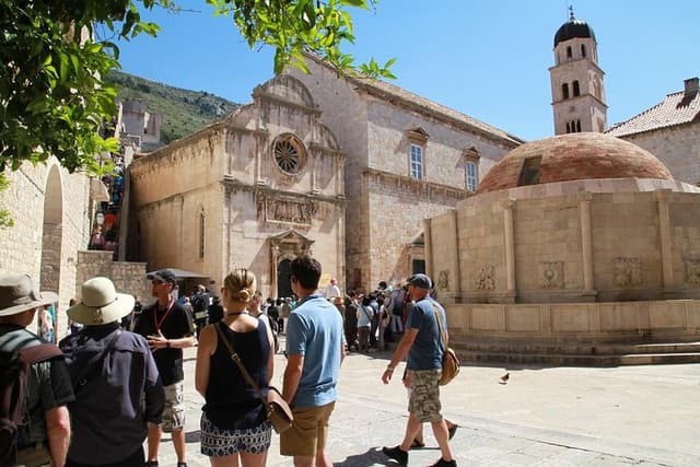 Private Dubrovnik Old Town & Ancient City Walls combo tour