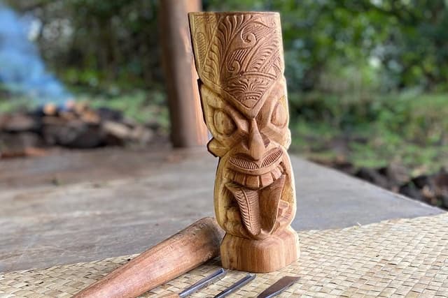 Polynesian Carving Tour