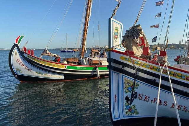 Lisbon Traditional Boats - Guided Sightseeing Cruise
